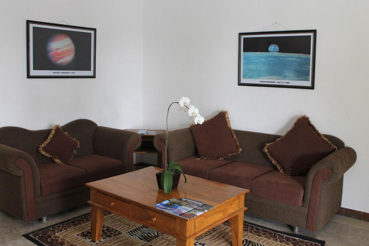 Lombok Beach Hotel Montongbuwoh 外观 照片