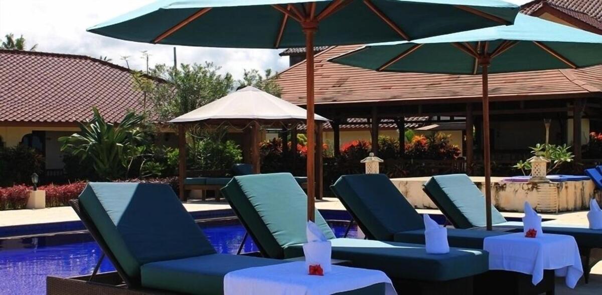 Lombok Beach Hotel Montongbuwoh 外观 照片