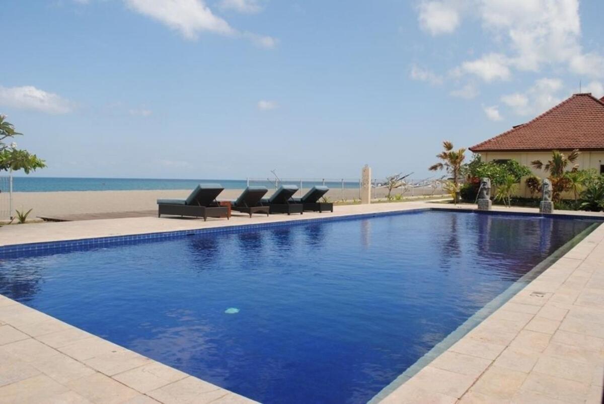 Lombok Beach Hotel Montongbuwoh 外观 照片